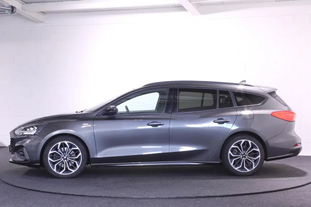 Ford Focus 1.0 EcoBoost ST Line uit 2019, foto 5