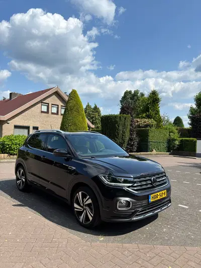 Volkswagen T-Cross 1.5 TSI 150pk 7-DSG 2022 Zwart uit 2022