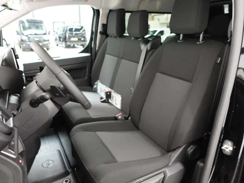 Opel Vivaro 2.0 Diesel 180pk L3 Automaat Dubbele Cabin uit 2024, foto 12