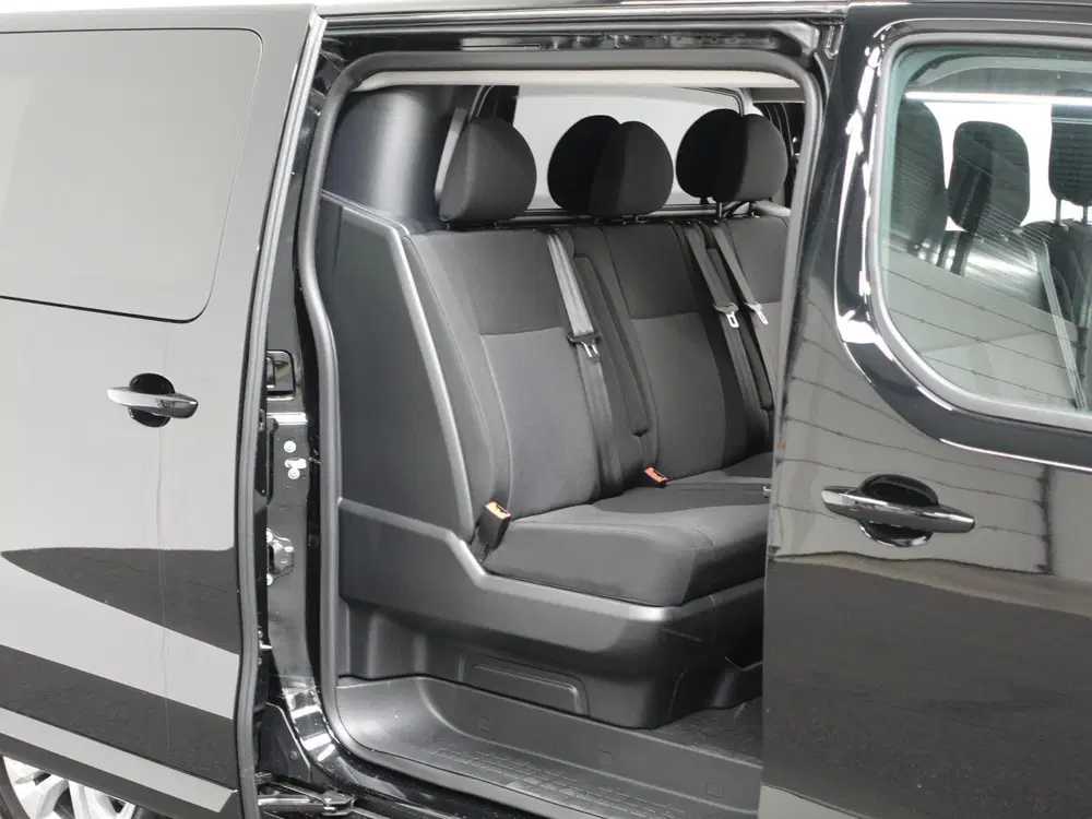 Opel Vivaro 2.0 Diesel 180pk L3 Automaat Dubbele Cabin uit 2024, foto 3