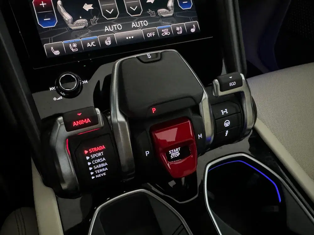 Lamborghini Urus 4.0 V8 Pano uit 2021, foto 14
