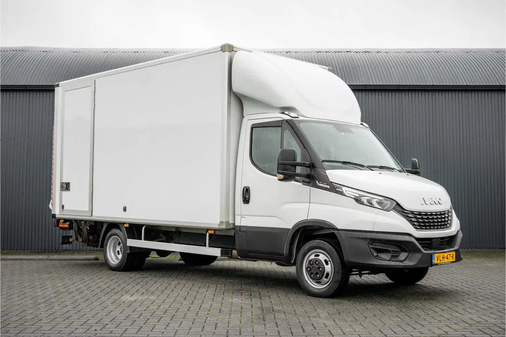 Iveco Daily 35C18 uit 2021, foto 4