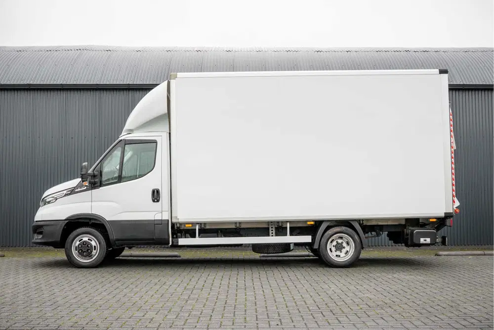 Iveco Daily 35C18 uit 2021, foto 5