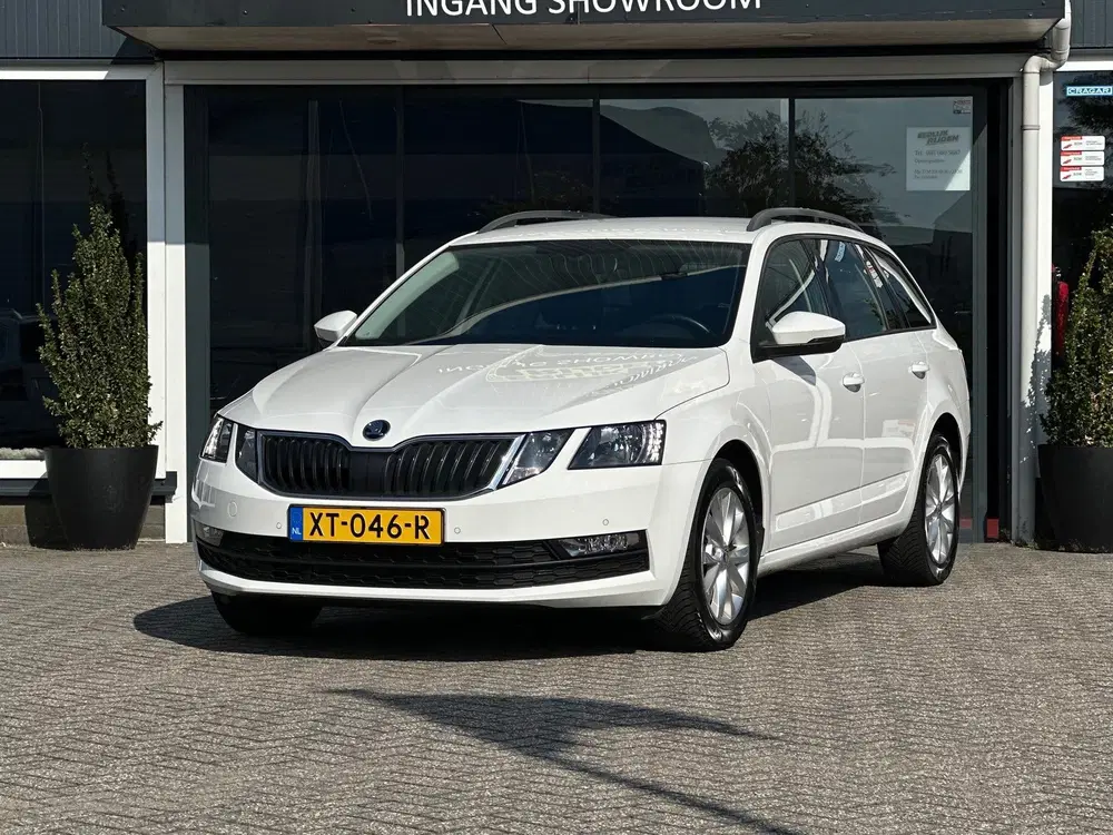 Skoda Octavia 1.0 TSI Greentech Ambition Business uit 2019, foto 2