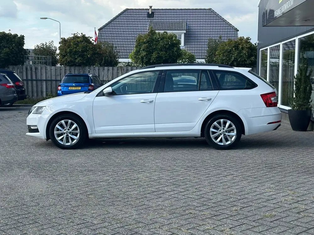 Skoda Octavia 1.0 TSI Greentech Ambition Business uit 2019, foto 5