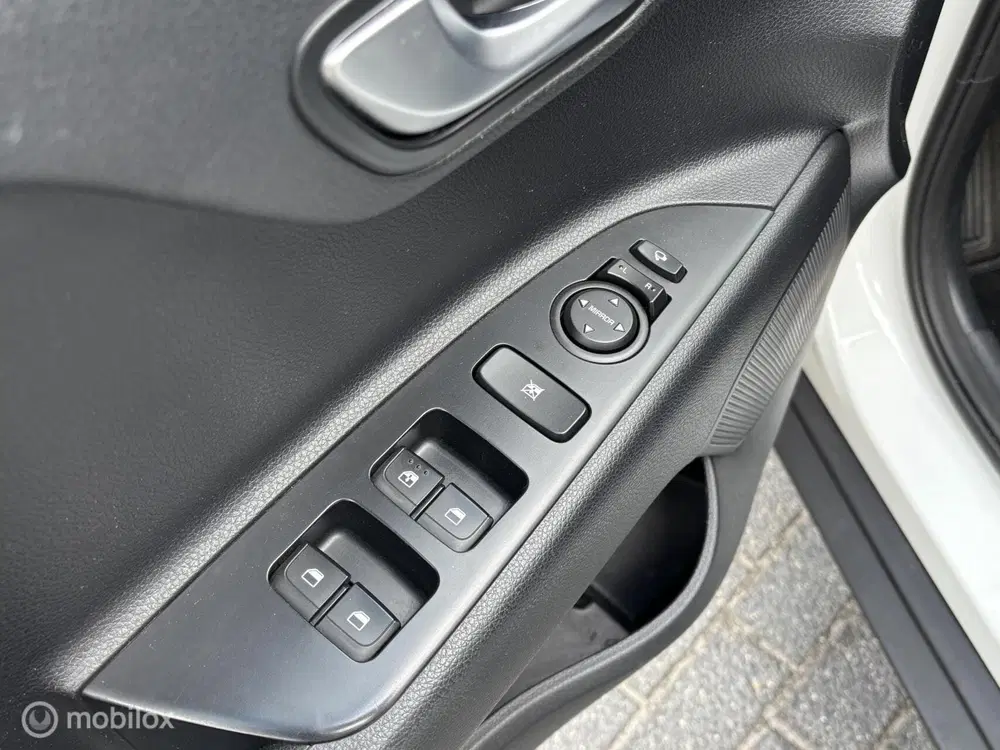Kia Stonic 1.0 T-GDi DynamicPlusLine uit 2019, foto 7