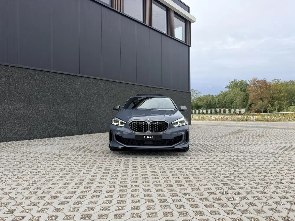 BMW 1-serie M135i xDrive High Executive uit 2021, foto 12