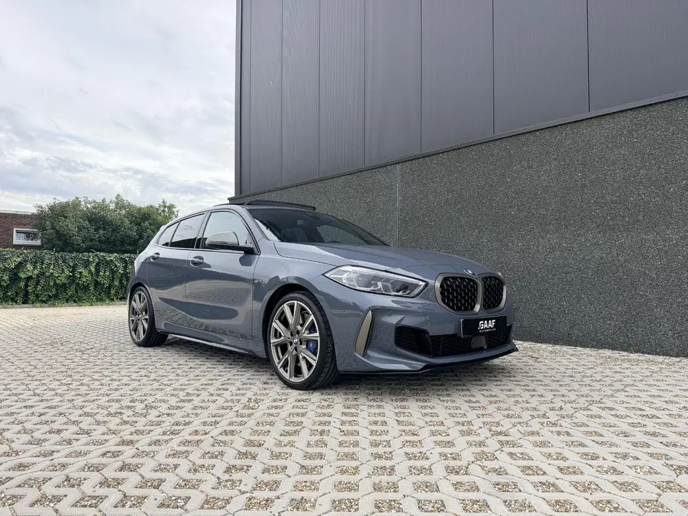 BMW 1-serie M135i xDrive High Executive uit 2021, foto 8