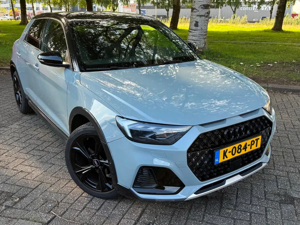 Audi A1 30 TFSI s-line uit 2019, foto 2