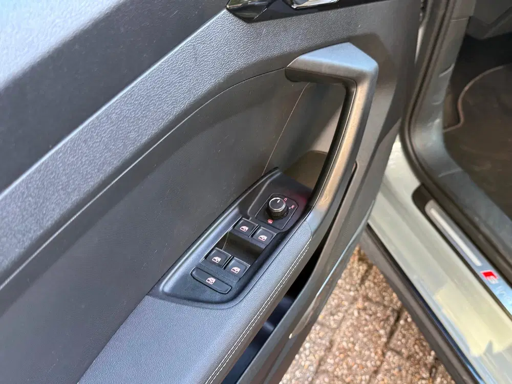 Audi A1 30 TFSI s-line uit 2019, foto 6
