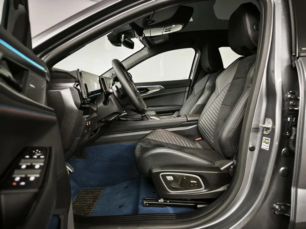 Renault Rafale 1.2 E-Tech 4x4 plug-in hybrid 300 esprit A uit 2025, foto 7