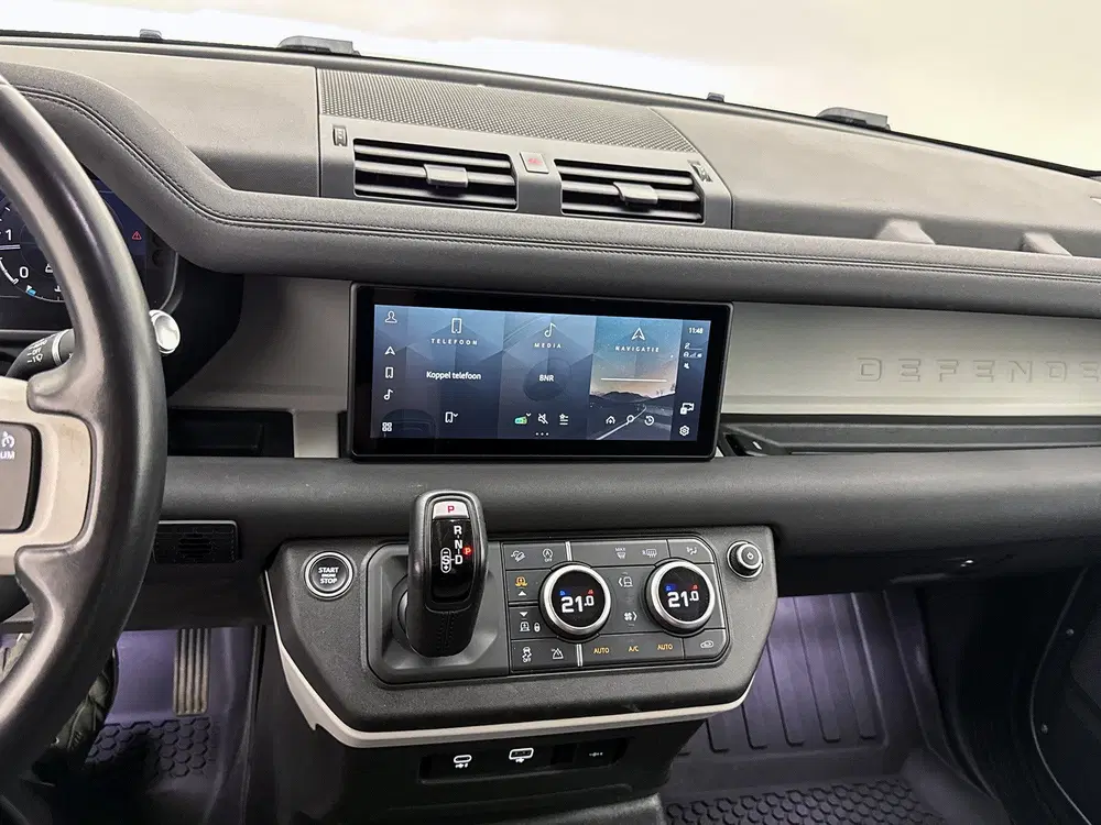 Land Rover Defender 2.0 D200 110 SE Meridian audio 360 Camer uit 2020, foto 6