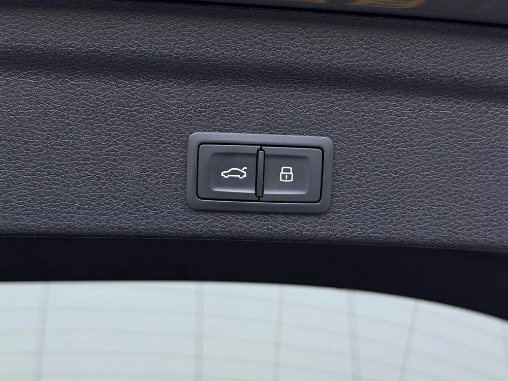 Audi Q3 35 TFSI S-Line uit 2020, foto 10