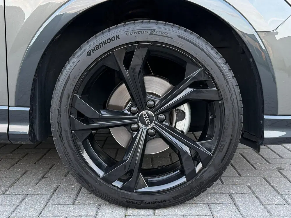 Audi Q3 35 TFSI S-Line uit 2020, foto 14