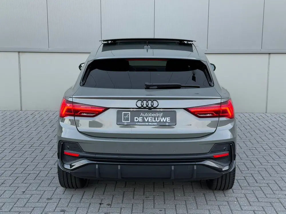 Audi Q3 35 TFSI S-Line uit 2020, foto 9