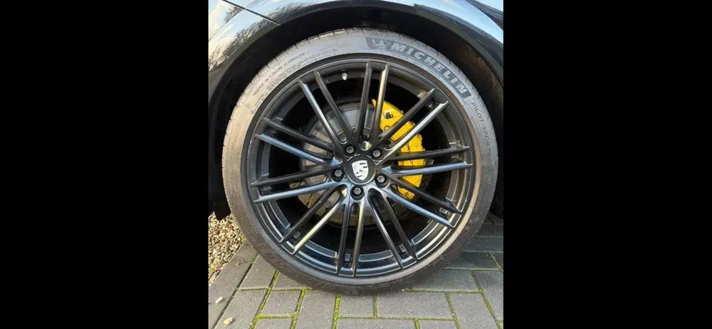 Porsche Cayenne Cayenne coupe 3.0 V6 462pk E-hybrid Zwart uit 2020, foto 9