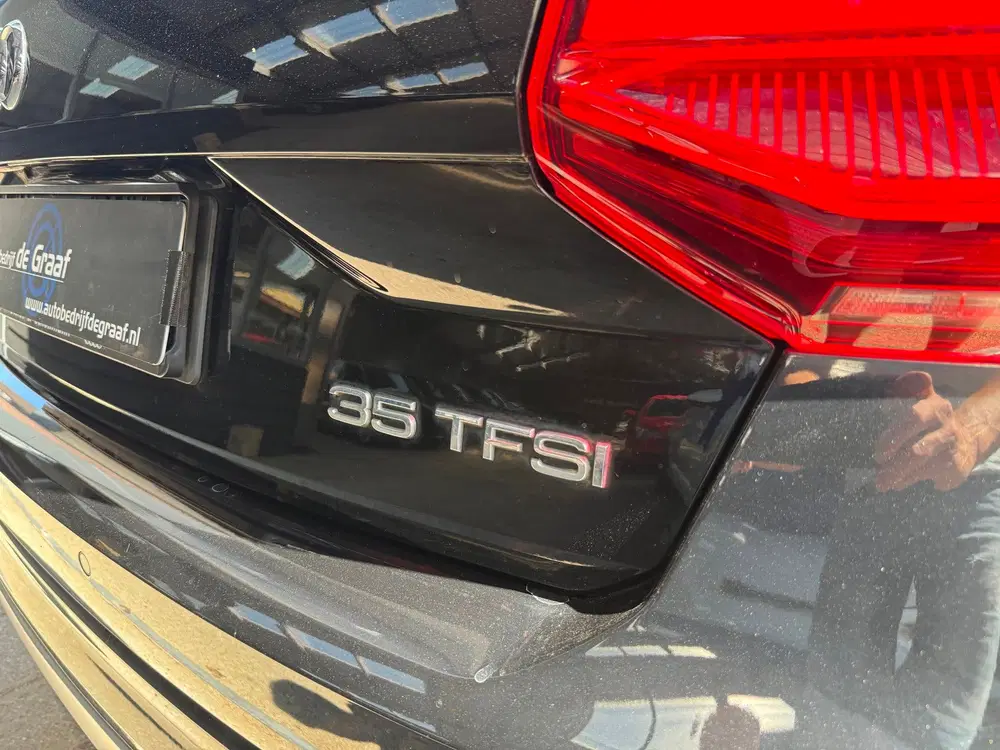 Audi Q2 35 TFSI CoD Sport uit 2019, foto 10