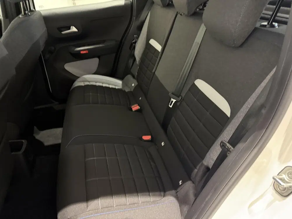 Citroën C3 Citroen C3 1.2 Turbo You + Pack PLUS l DEM uit 2025, foto 10