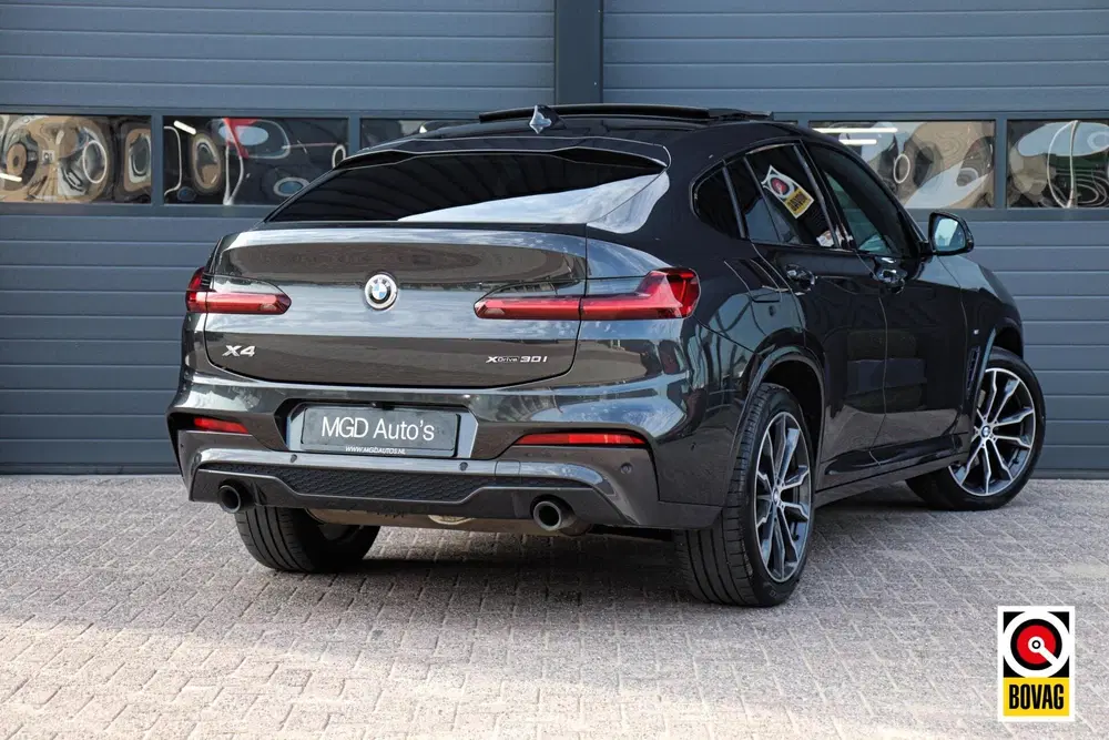 BMW X4 xDrive30i M-Sport M-Pakket uit 2021, foto 3