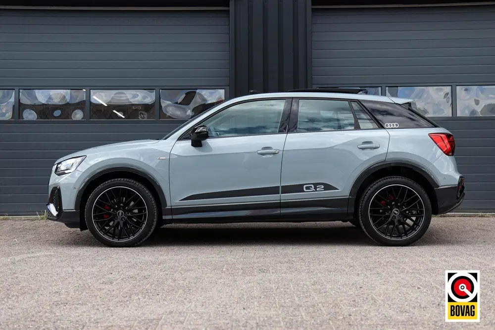 Audi Q2 35 TFSI S-Line uit 2021, foto 2