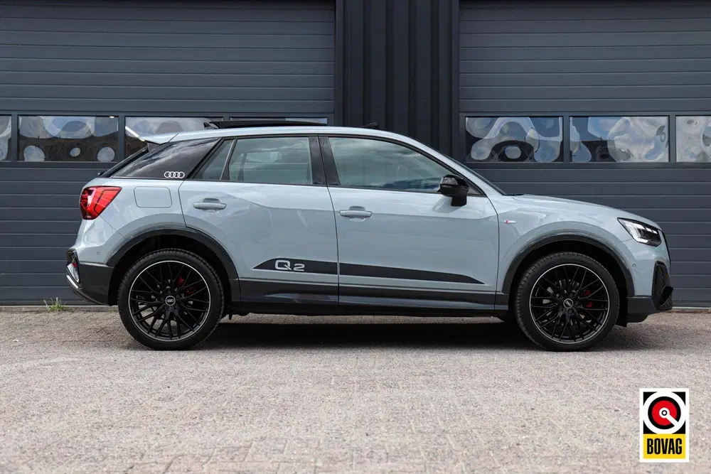 Audi Q2 35 TFSI S-Line uit 2021, foto 4