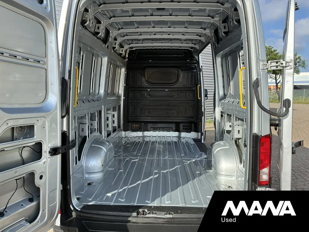 Volkswagen Crafter 35 2.0 TDI L3H3 177pk Automaat Standkache uit 2022, foto 6