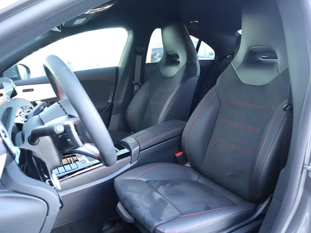 Mercedes-Benz CLA 180 Star Edition AMG Line uit 2026, foto 10