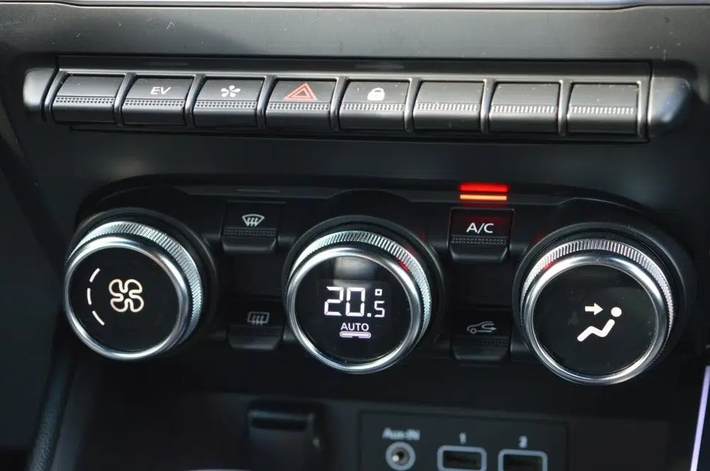 Renault Clio 1.6 E-TECH uit 2021, foto 15
