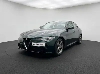 Alfa Romeo Giulia 2.0 Super 200PK Leder l Carplay l Camera l uit 2021