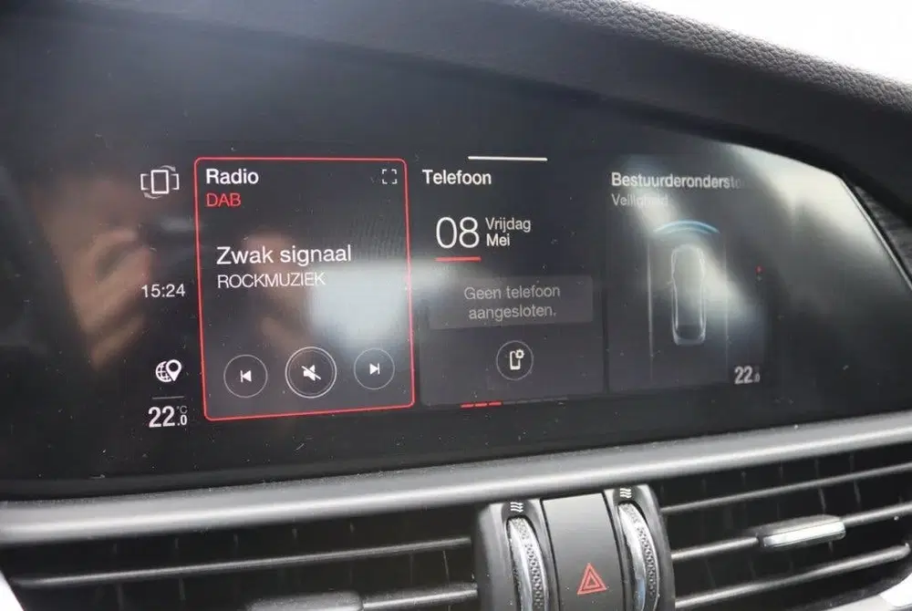 Alfa Romeo Giulia 2.0 Super 200PK Leder l Carplay l Camera l uit 2021, foto 14