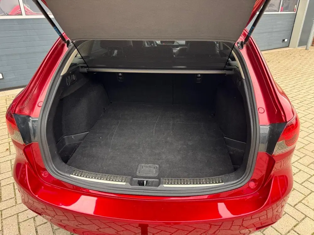 Mazda 6 2.0 SkyActiv-G 165 Business Automaat uit 2021, foto 8
