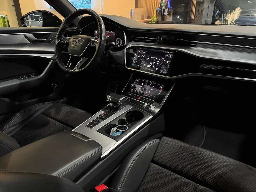 Audi A6 55 TFSI e 367PK quattro Competition uit 2021, foto 2