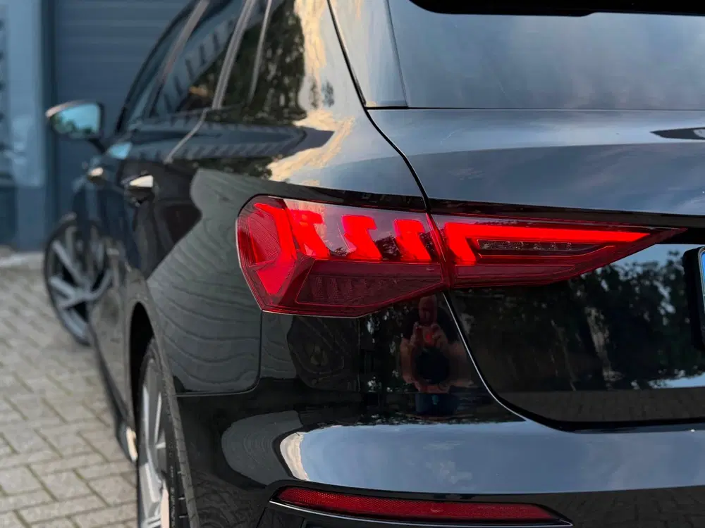 Audi A3 35 TFSI S edition uit 2022, foto 14