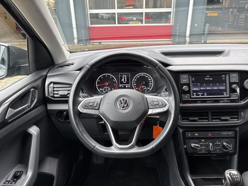 Volkswagen T-Cross 1.0 TSI LIFE TREKHAAK uit 2019, foto 13