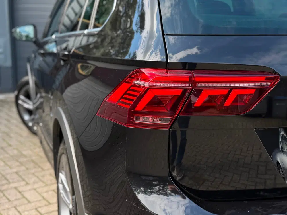 Volkswagen Tiguan 1.5 TSI R-Line Business+ uit 2023, foto 12