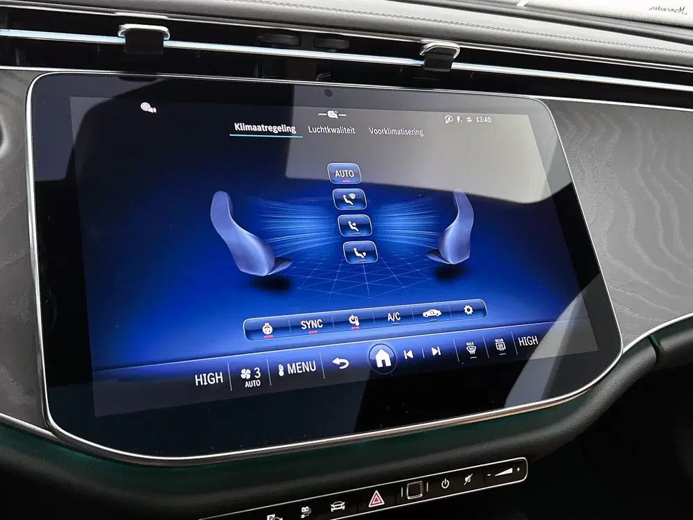 Mercedes-Benz E-Klasse 300 e Business Solution AMG uit 2026, foto 10