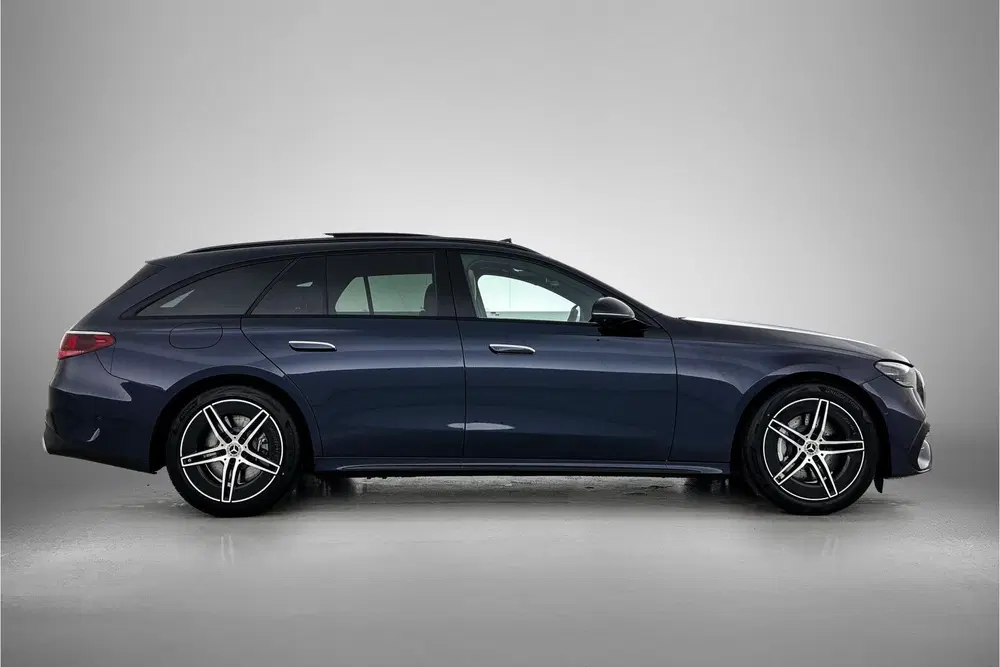 Mercedes-Benz E-Klasse 300 e Business Solution AMG uit 2026, foto 13