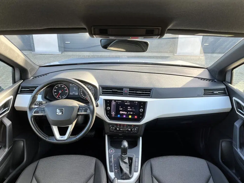 SEAT Arona 1.0 TSI Style uit 2021, foto 2
