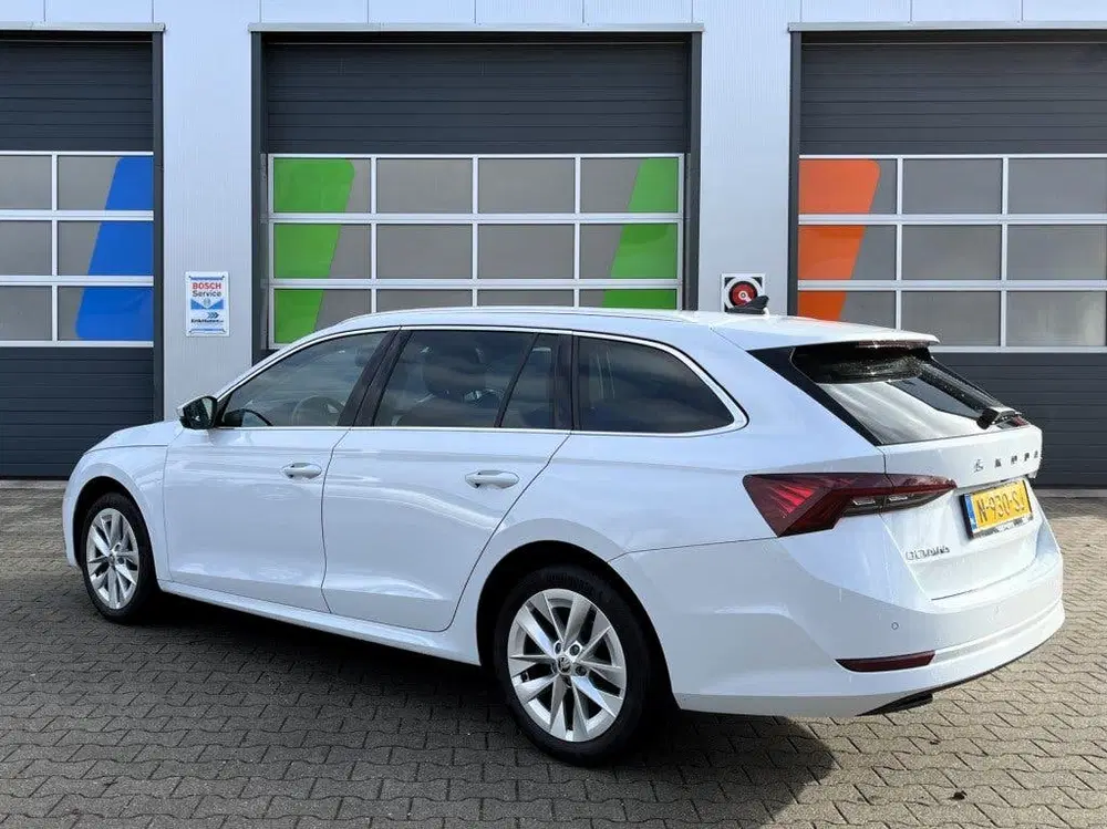 Skoda Octavia Octavia uit 2022, foto 3