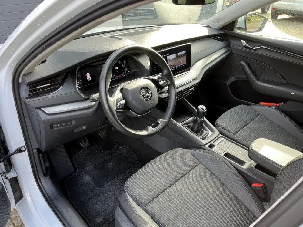 Skoda Octavia Octavia uit 2022, foto 9