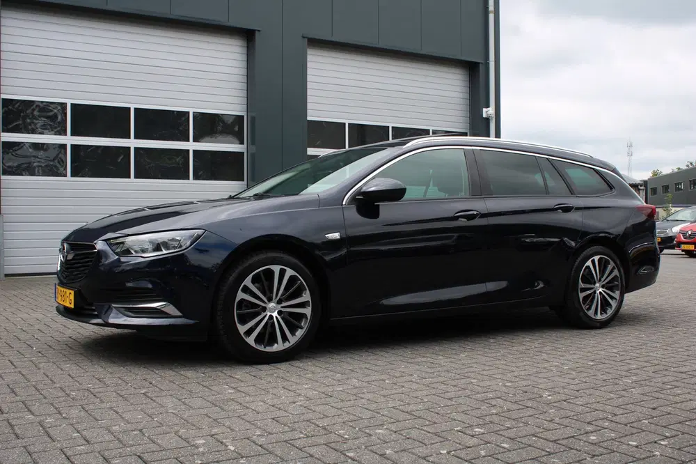 Opel Insignia 1.5 Turbo Business Executive Cru uit 2019, foto 15