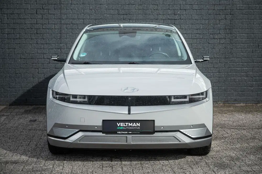 Hyundai IONIQ 5 Lounge AWD 77.4 kWh 100& SOH PANO TREKHAAK uit 2023, foto 11