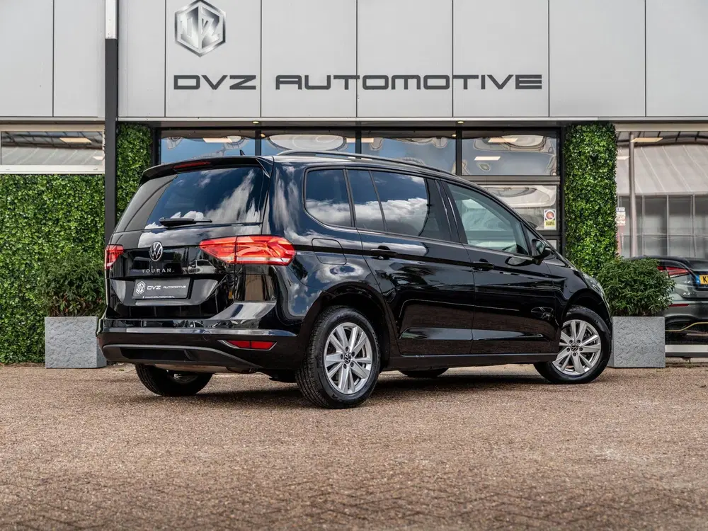Volkswagen Touran 1.5 TSI 150PK DSG Comfortline uit 2023, foto 3
