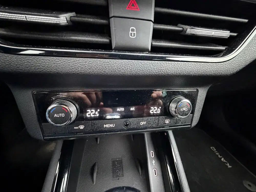 Skoda Kamiq 1.0 TSI DSG Sport Business Navigatie Virtu uit 2020, foto 15