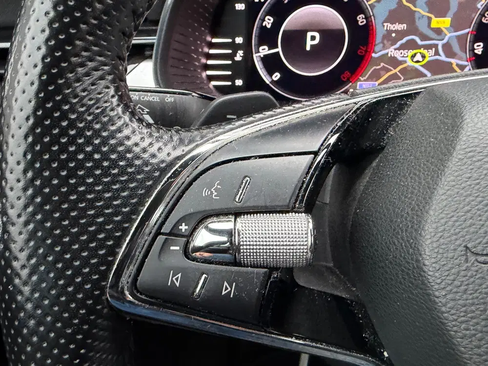 Skoda Kamiq 1.0 TSI DSG Sport Business Navigatie Virtu uit 2020, foto 9