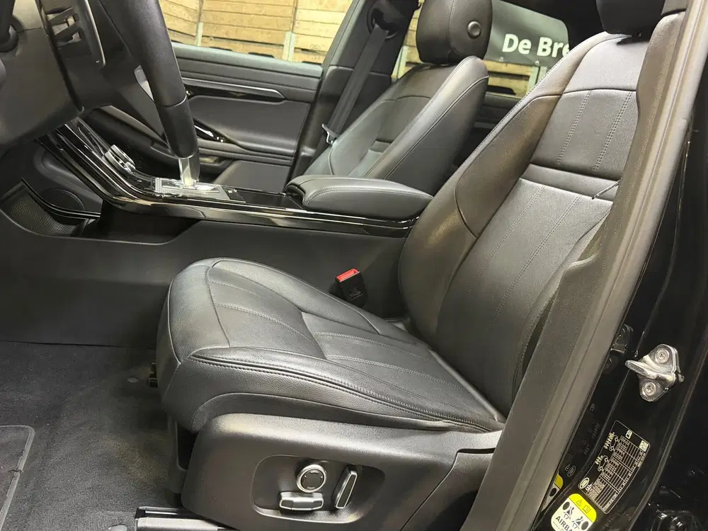 Land Rover Range Rover Evoque 1.5 P300e AWD R-Dynamic S Pano uit 2022, foto 3