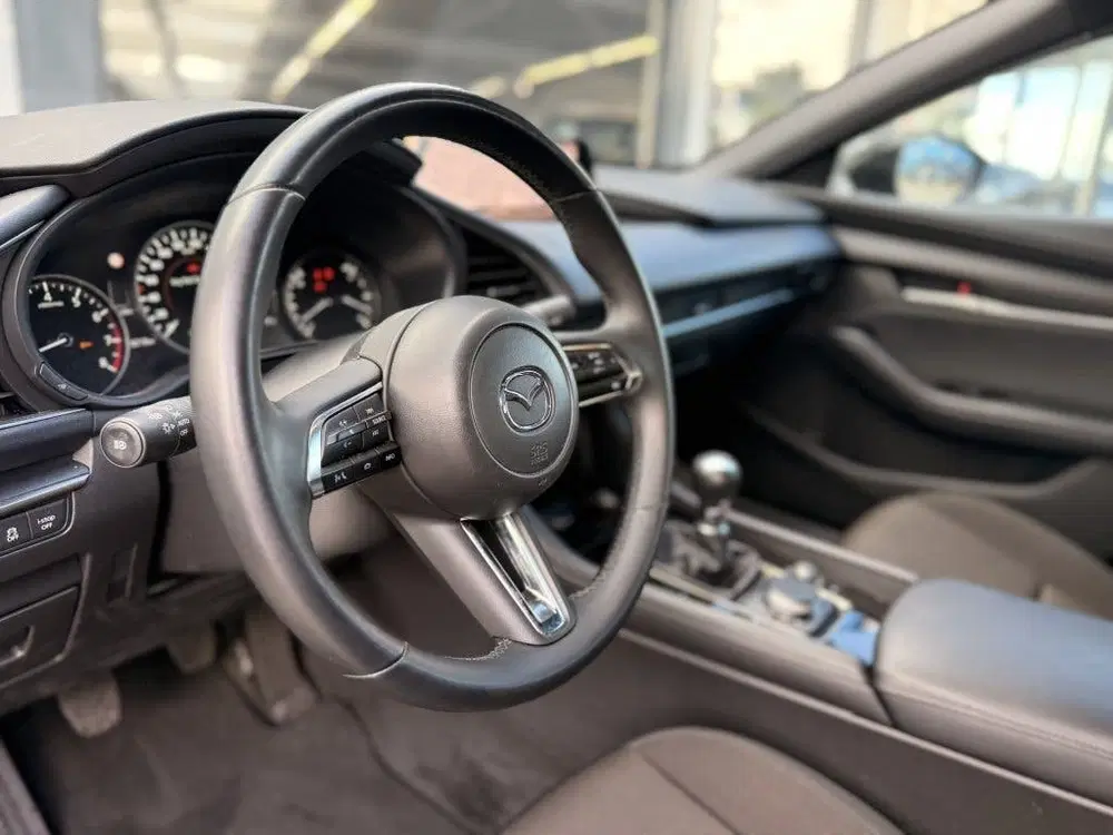 Mazda 3 2.5 e-SA-G Prime Line uit 2025, foto 6