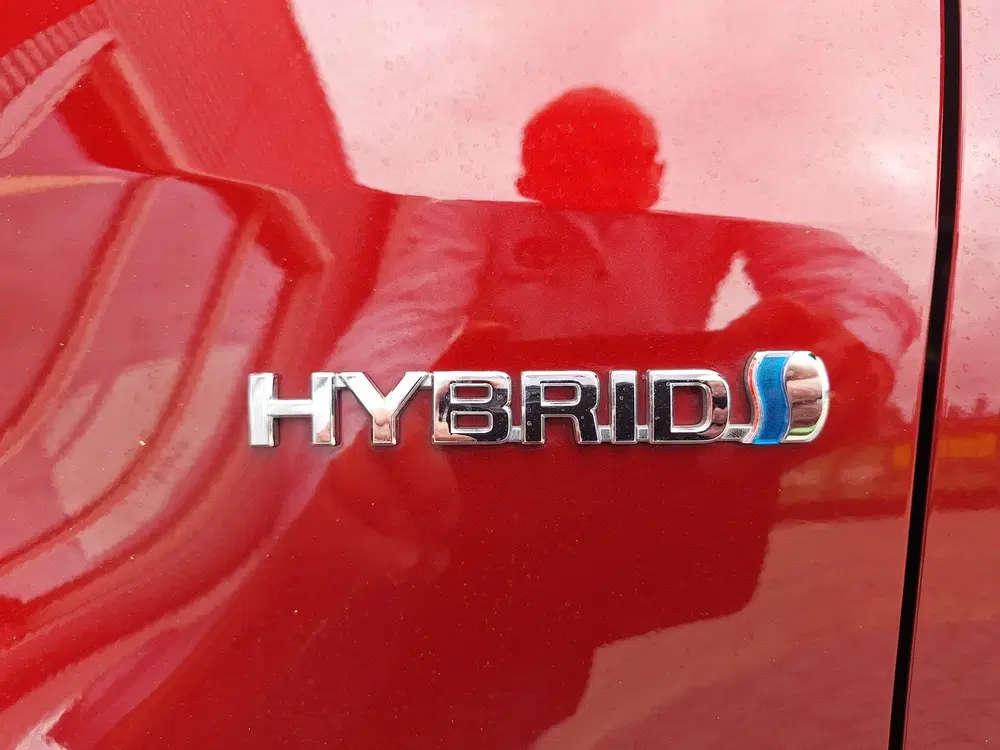 Toyota Yaris 1.5 Hybrid Style Bi-Tone Limited (bj 2020) uit 2020, foto 11