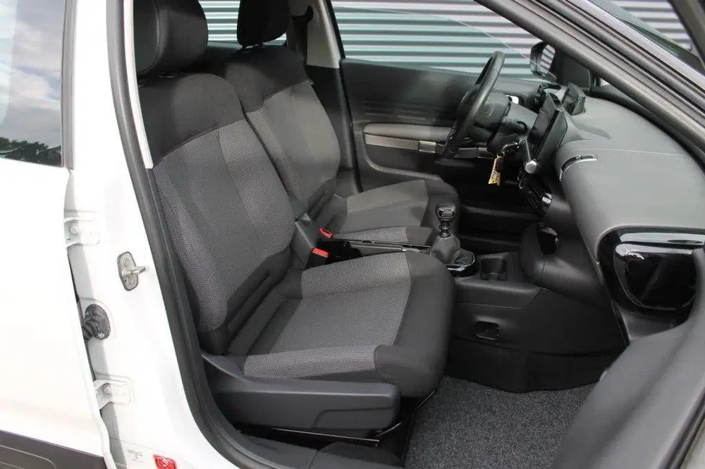 Citroën C4 Cactus Citroen C4 CACTUS 1.2 PureTech Business Ui uit 2019, foto 4