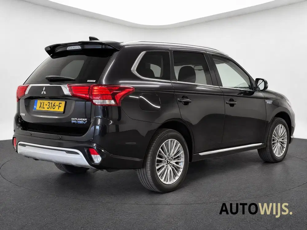 Mitsubishi Outlander 2.4 PHEV Intense+ uit 2019, foto 11